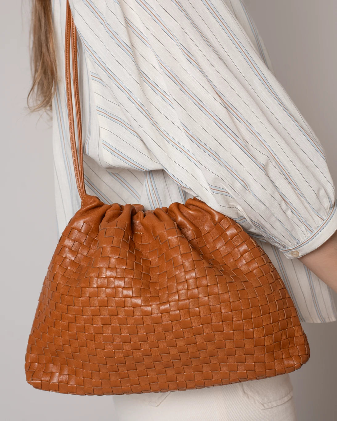 BOLSO PIEL MALIA CARAMELO 30X23X5CM