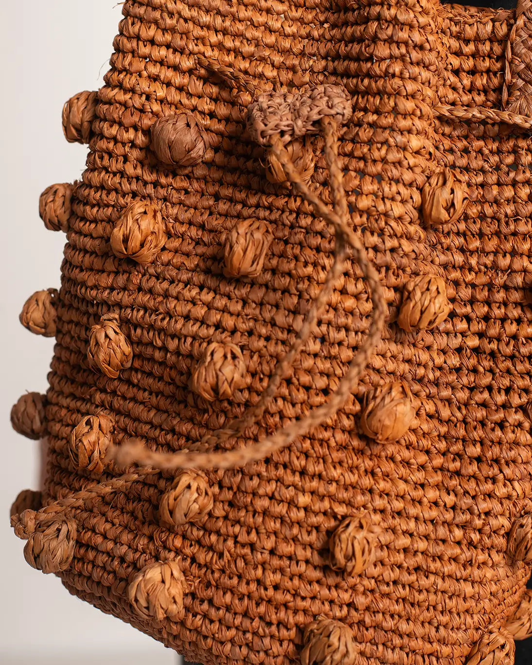 BOLSO BOMBONERA RAFIA CAMALAYA 21X15 CM