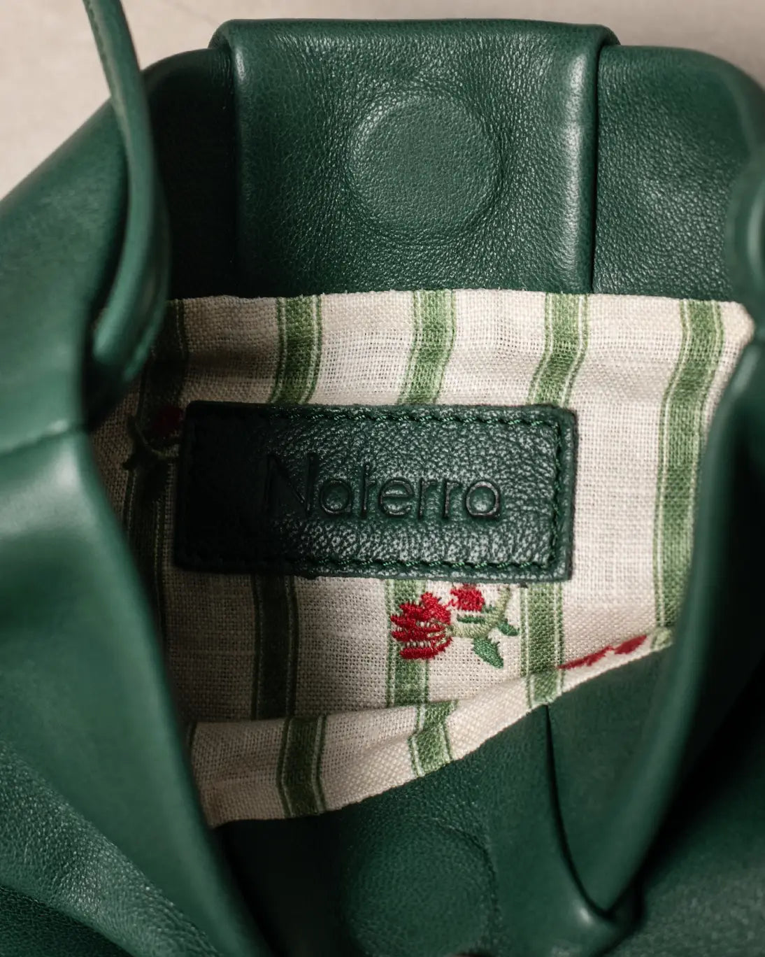 BOLSO DE PIEL MAYA VERDE