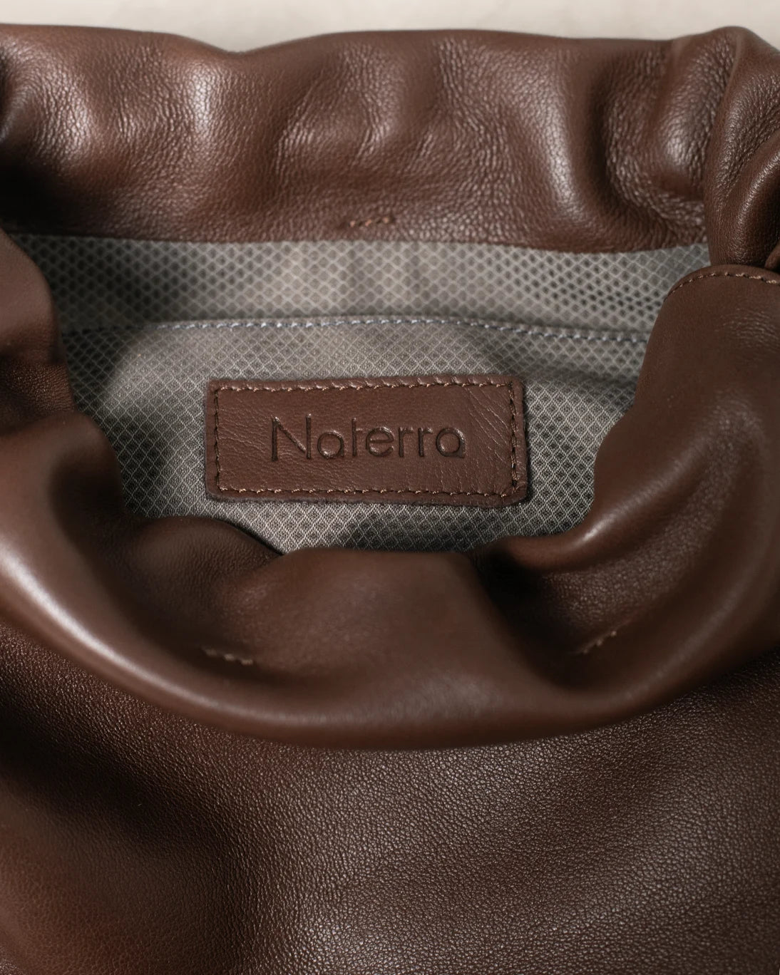 BOLSO DE PIEL HUDA CHOCOLATE