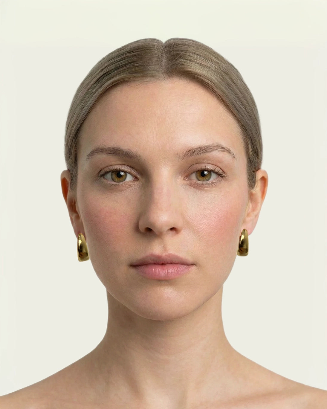 PENDIENTE ARO DORADO