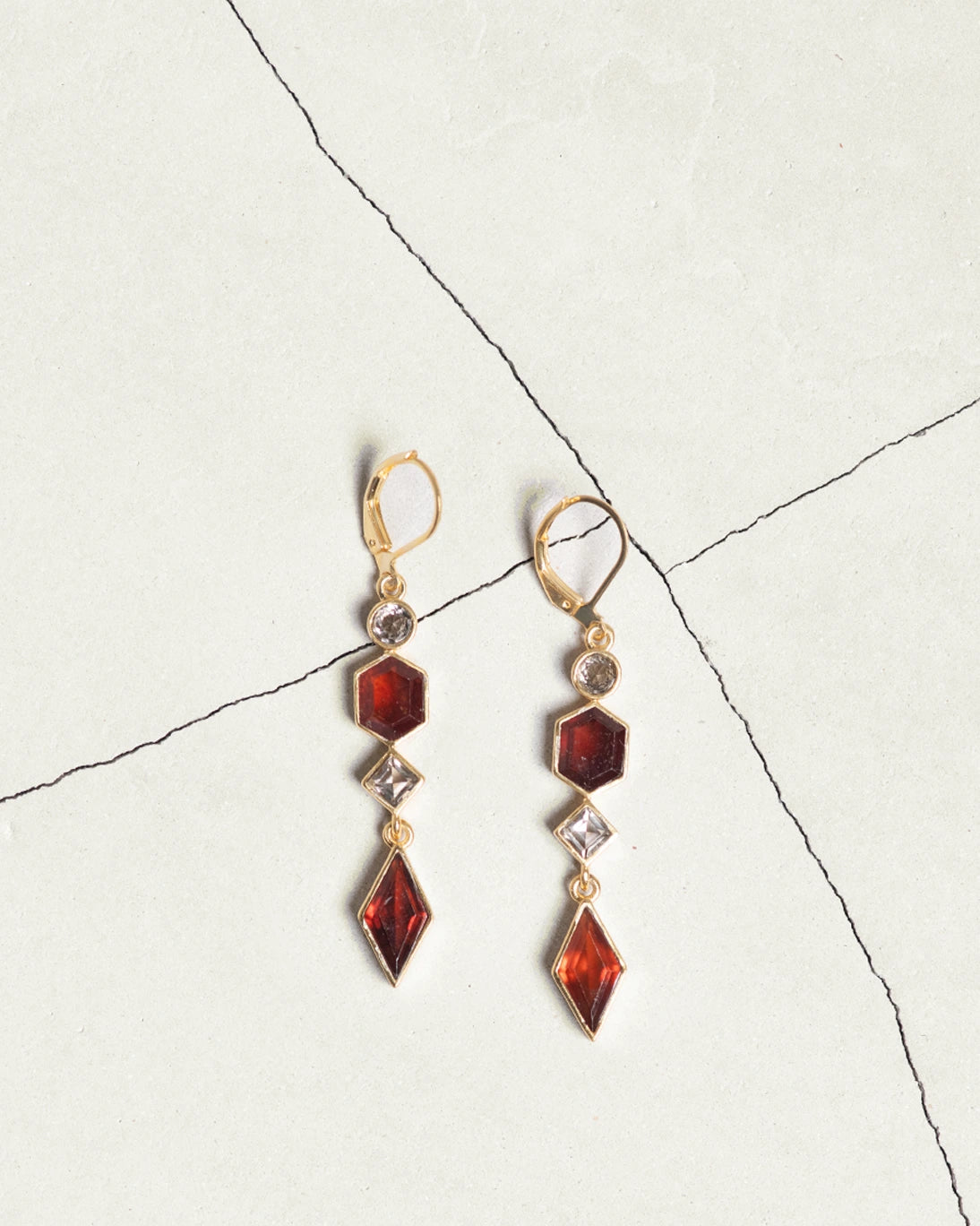 GOLD PENDANT WITH HESSONITE