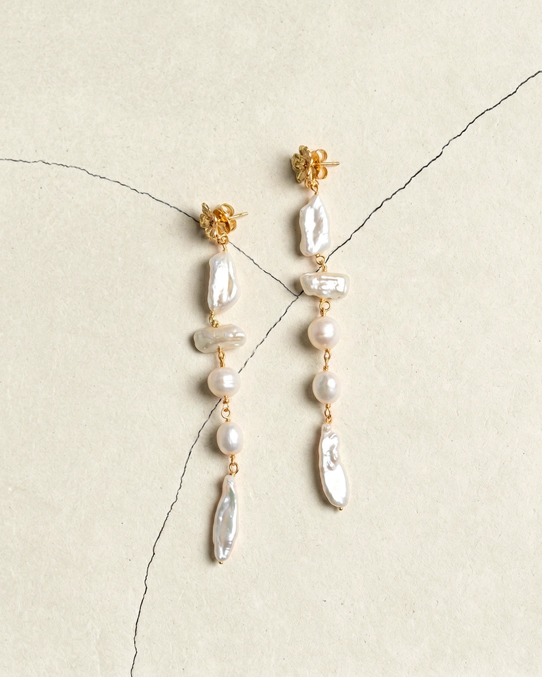 PEARL EARRINGS
