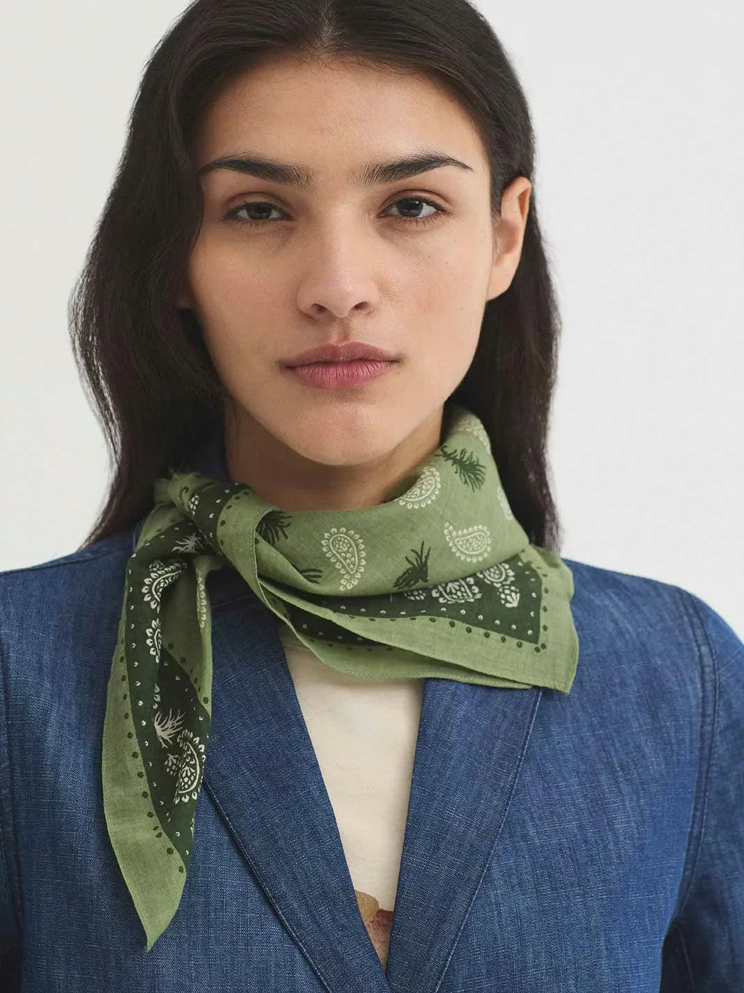 PINE BANDANA 55X55CM