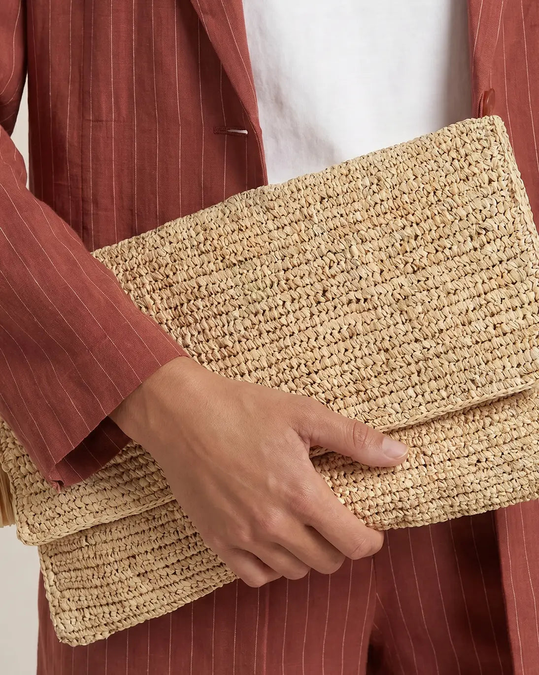 CARTERA RAFIA NATA NATURAL 32X19CM