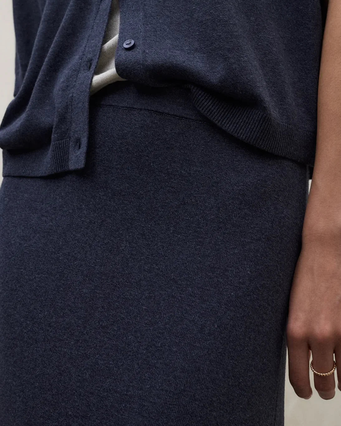 FALDA PUNTO IMA AZUL