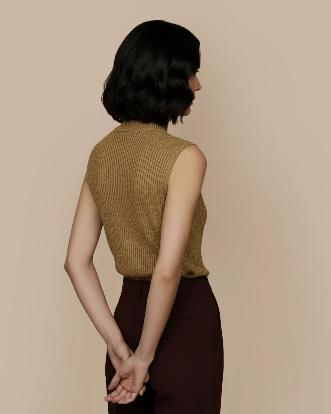GOLD MOUTAKI VEST