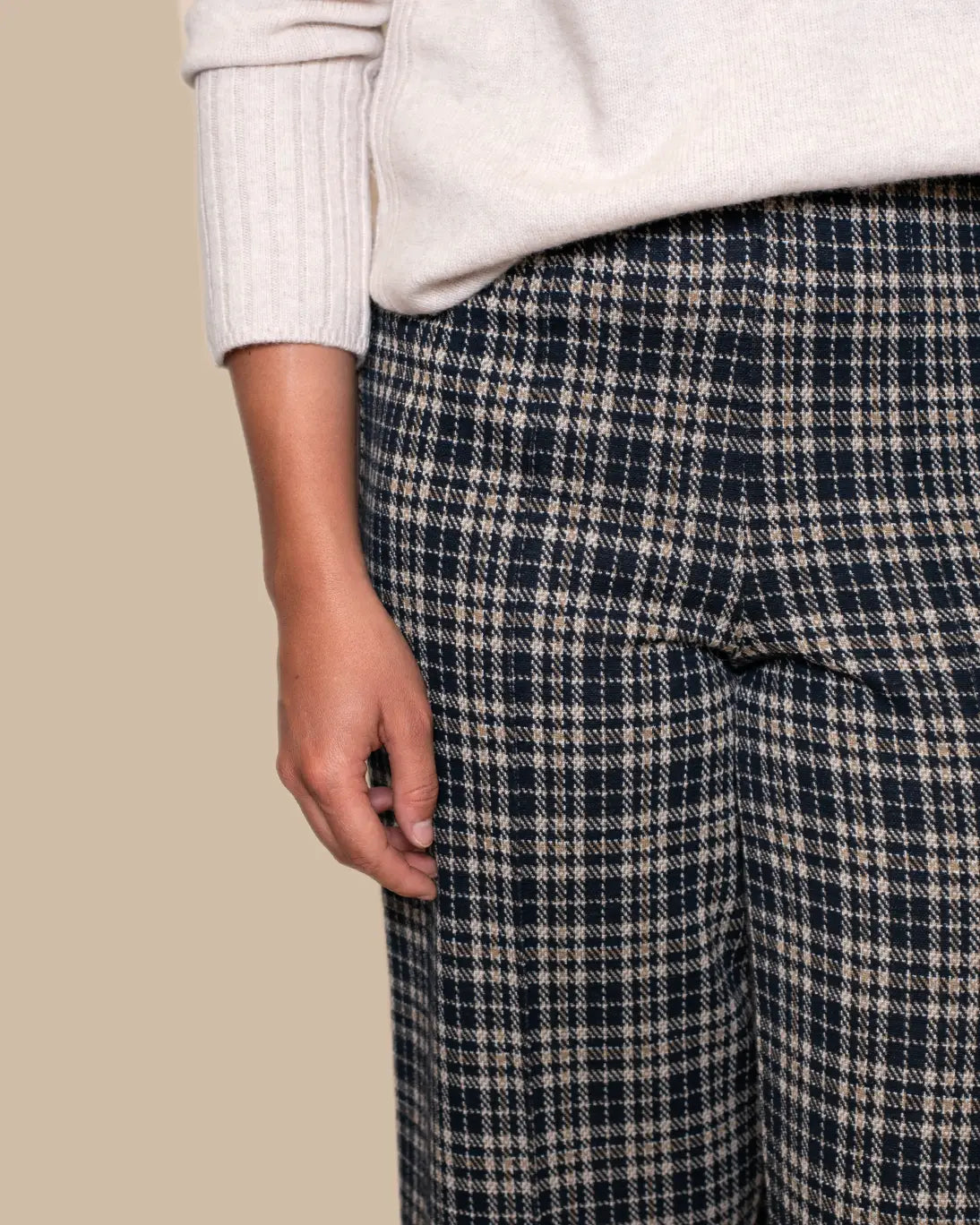 PANTALÓN PONTAS