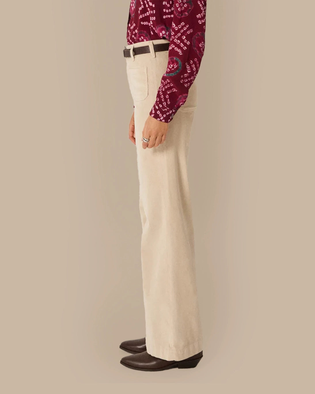 PANTALÓN ROMEO HUESO