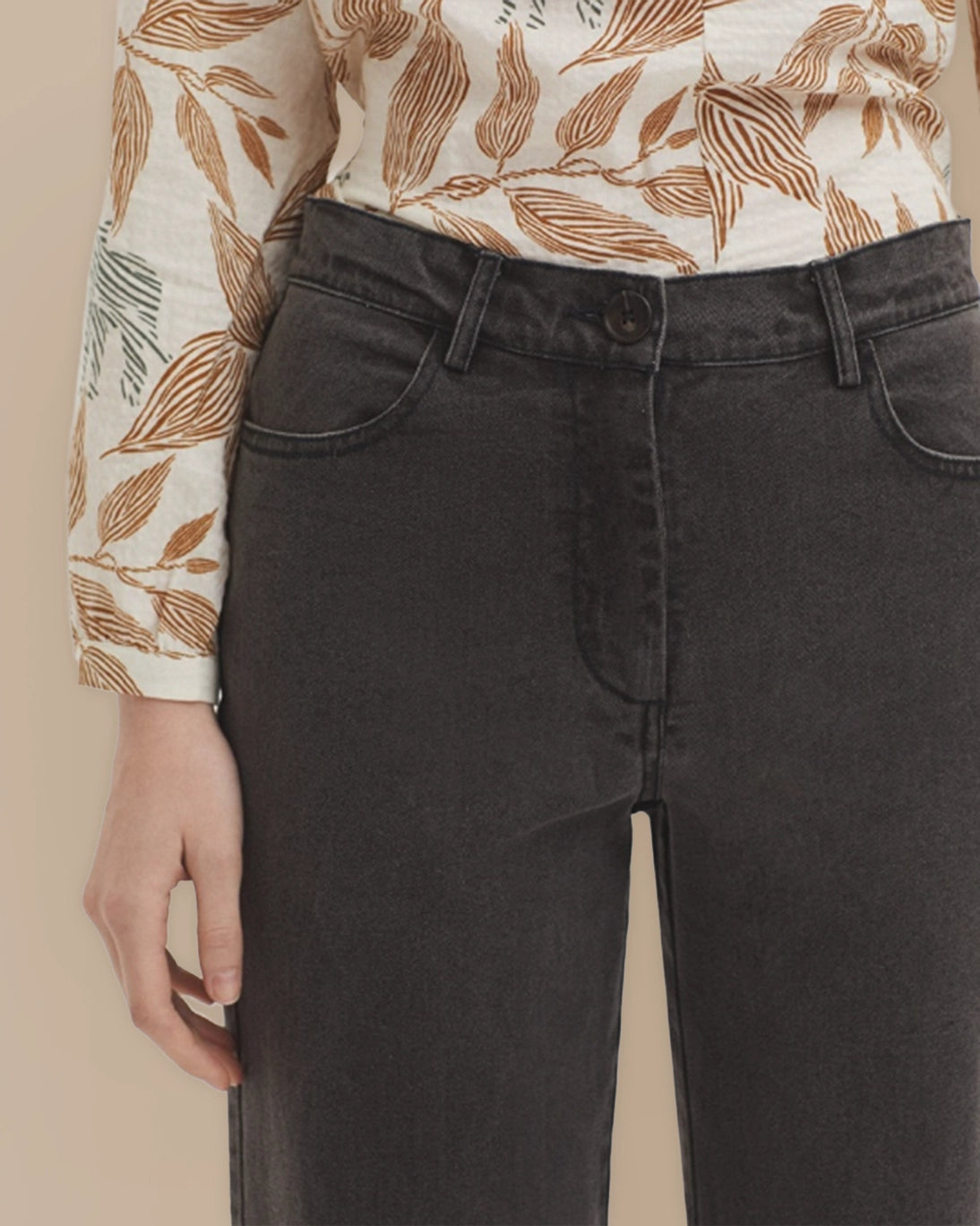 PANTALÓN 5 BOLSILLOS GRIS