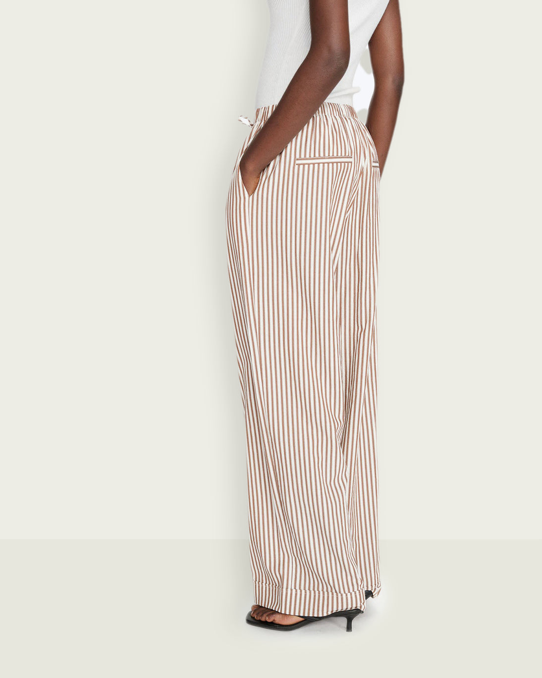 PANTALÓN VOLUTE MARRÓN