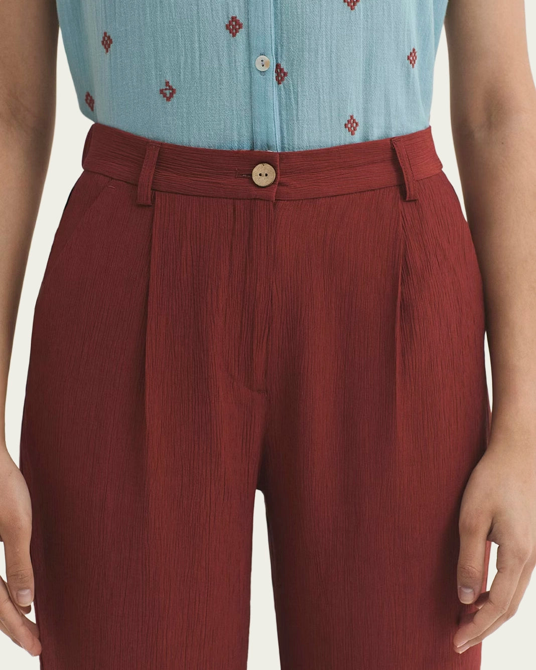 NICE THIGHS MUSLIN TROUSERS