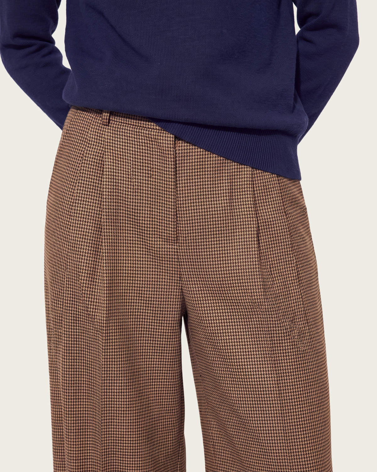 PANTALON ANCHO PATA DE GALLO