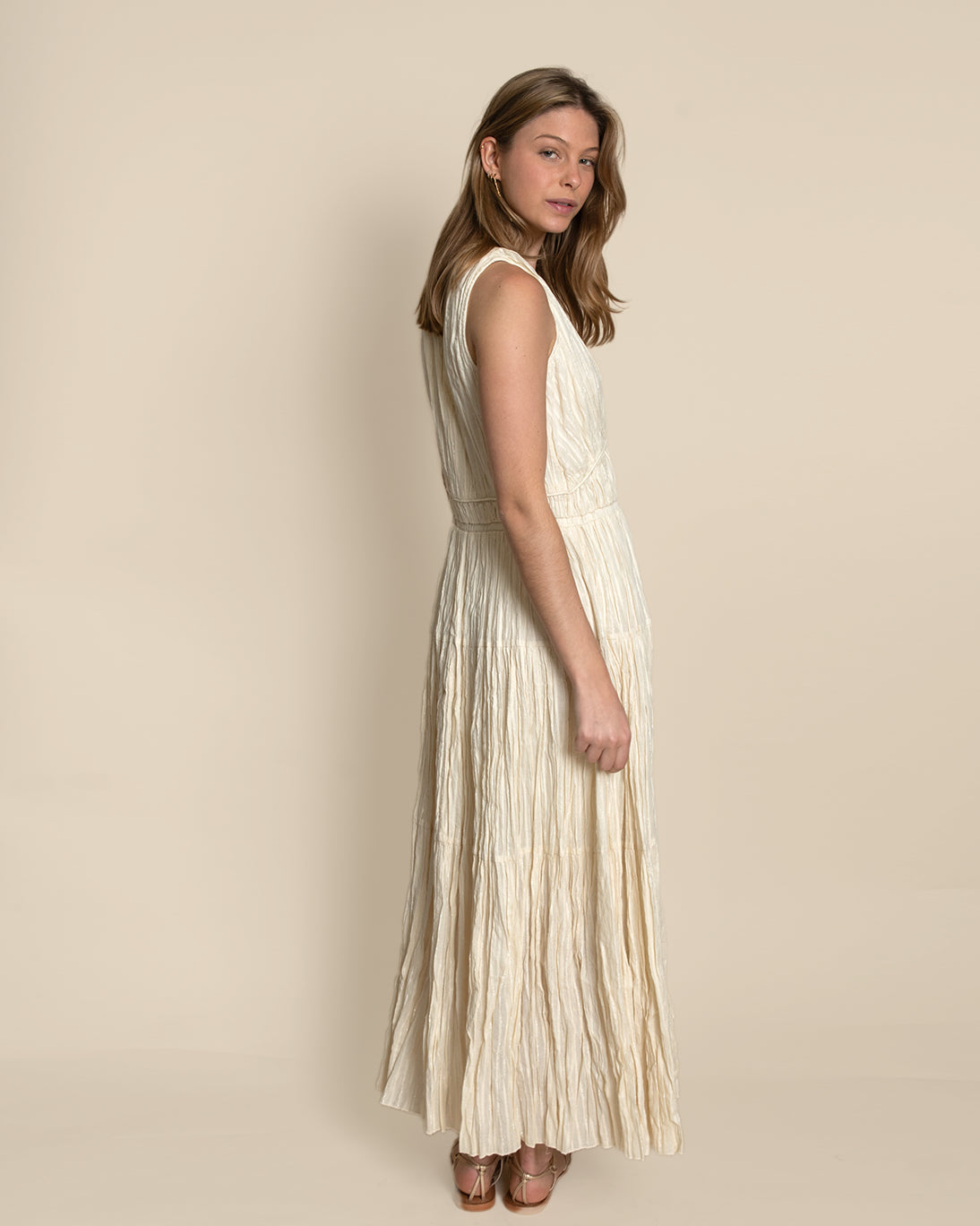 VESTIDO BLANCO ROTO