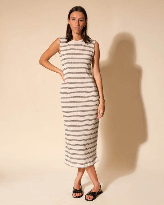 Vestido de punto colore hueso con rayas