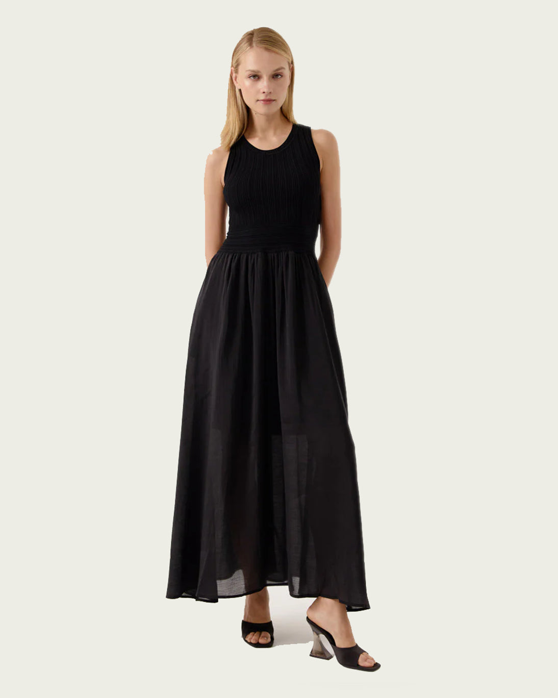 VESTIDO ALIRIS NEGRO