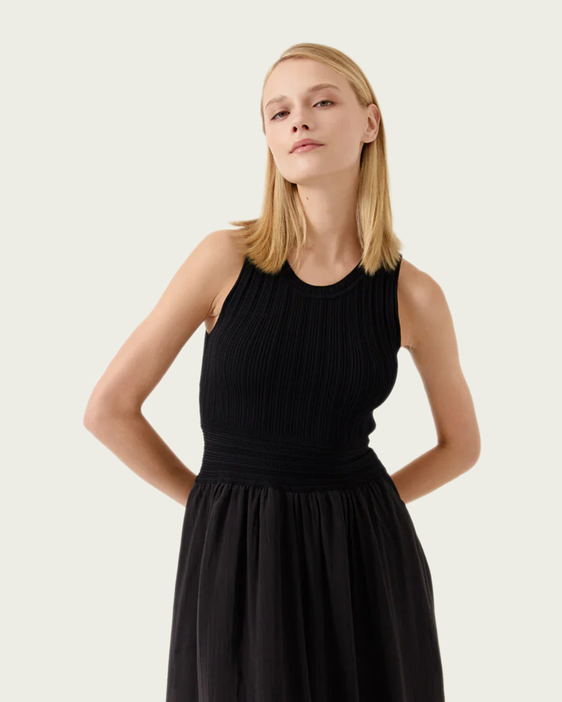 VESTIDO ALIRIS NEGRO
