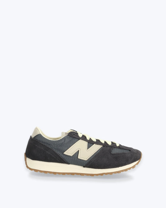 Zapatillas de la marca New Balance.