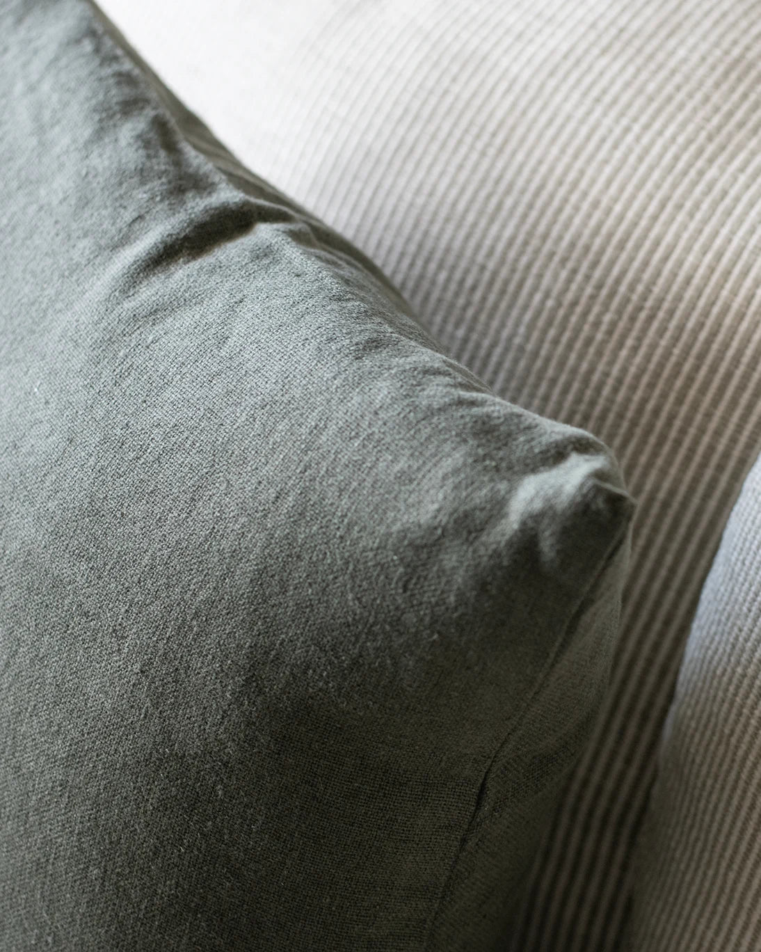 FIGARI PILLOW 45X45CM