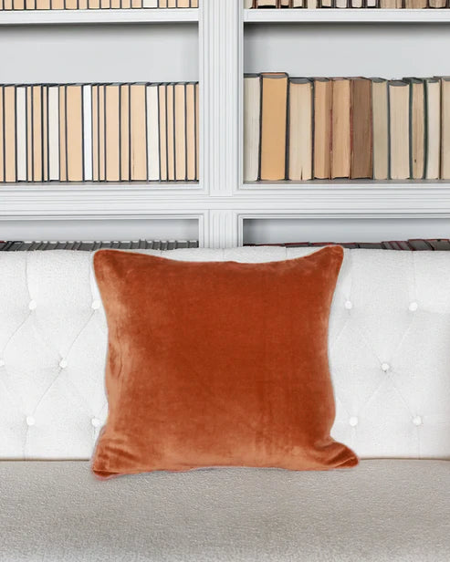 Almohadón New Delhi de terciopelo 45x45cm de la marca Haomy.