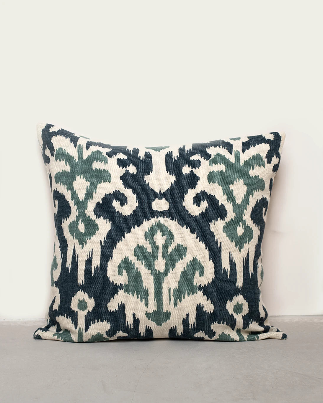 ALMOHADÓN IKAT ADI VERDE 50X50CM