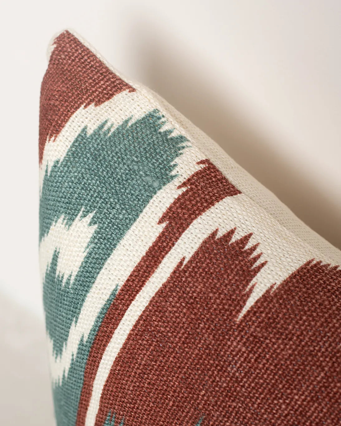 ALMOHADÓN IKAT LAYA VERDE CALDERO 40X60CM