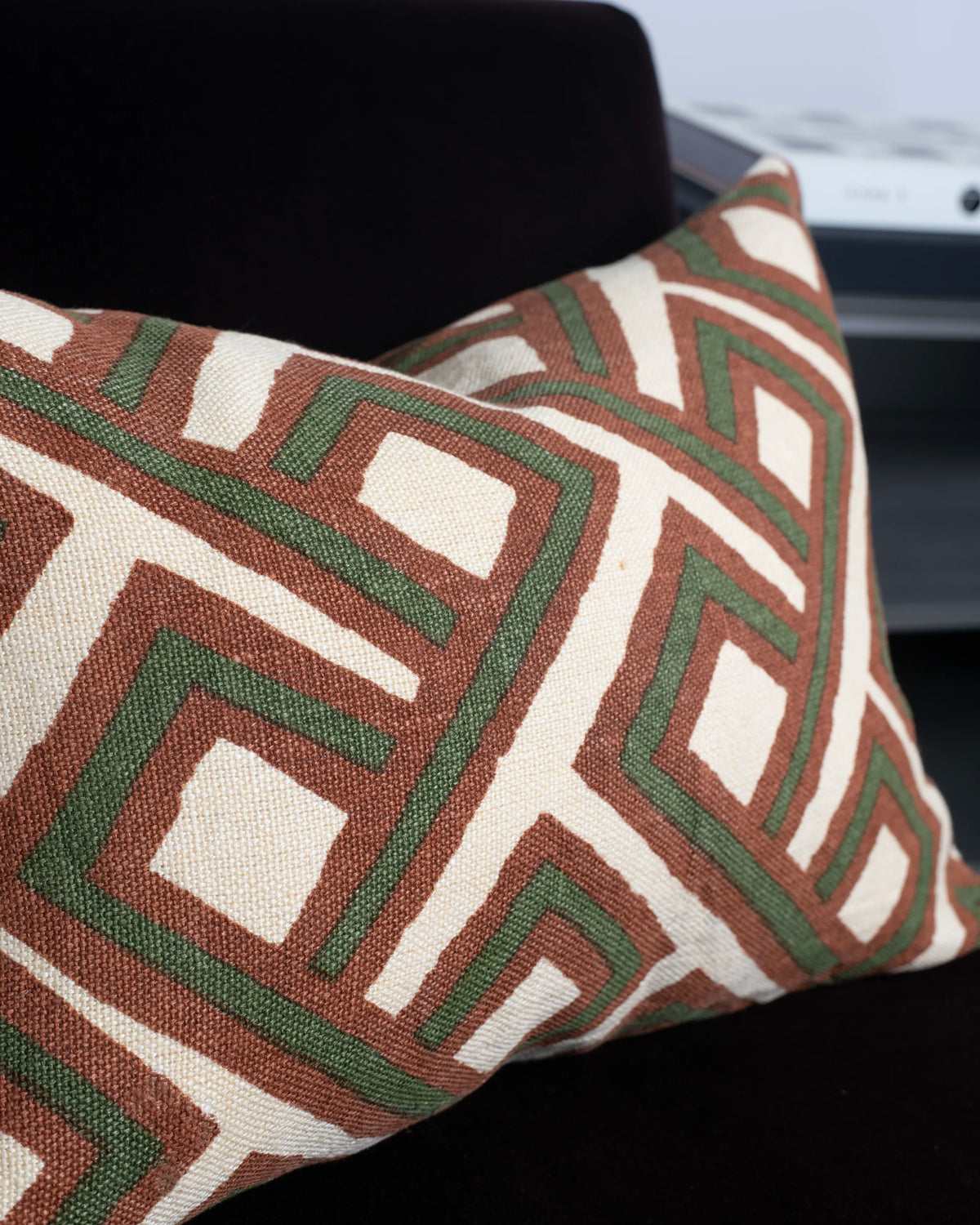 ALMOHADON LANKA BEIGE/TERRACOTA/VERDE