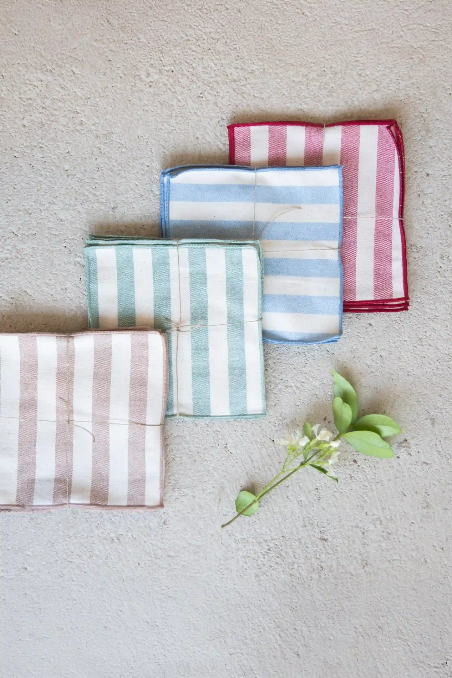 SET 4 COCKTAIL NAPKINS 15X15CM