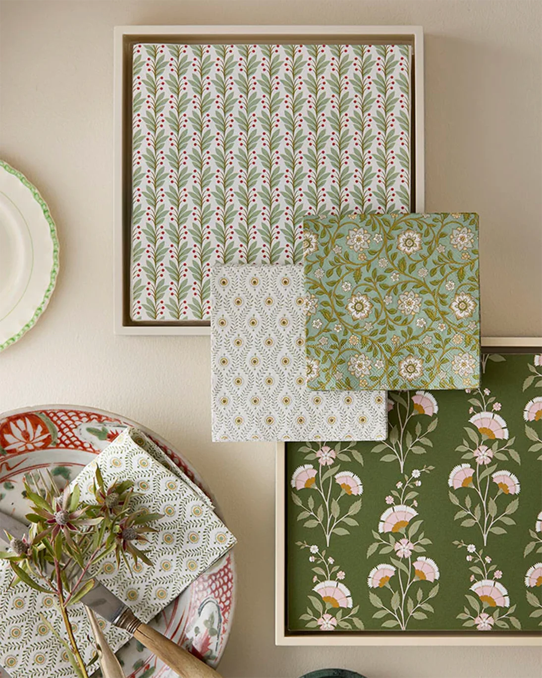 SET 50 SERVILLETAS PAPEL NAYA BUNGA 20X20CM