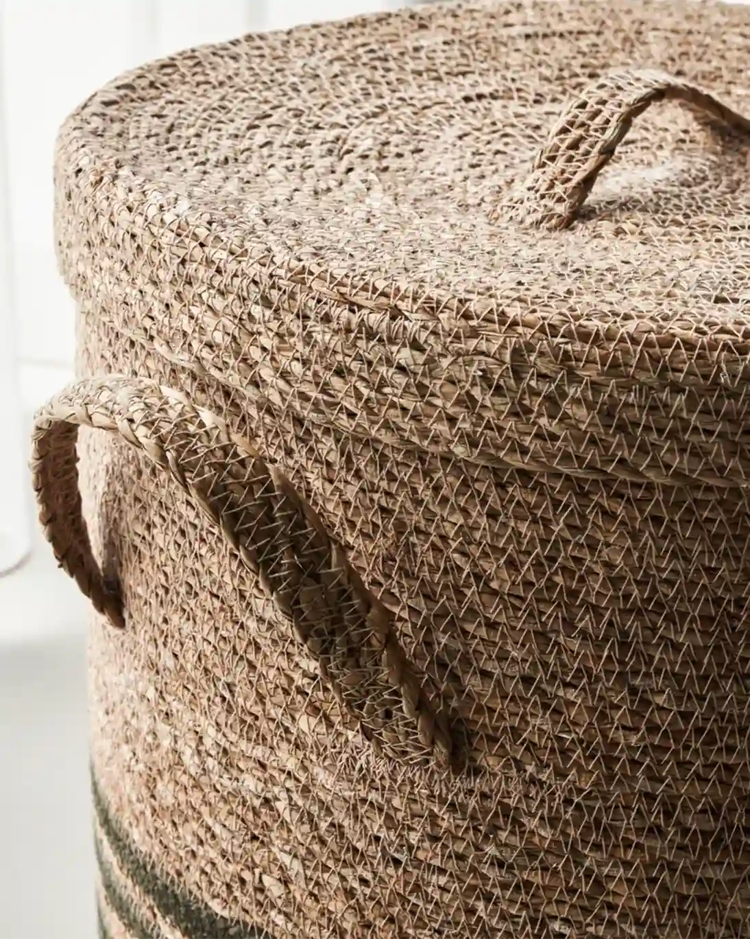 BASKET WITH LID 50X40CM