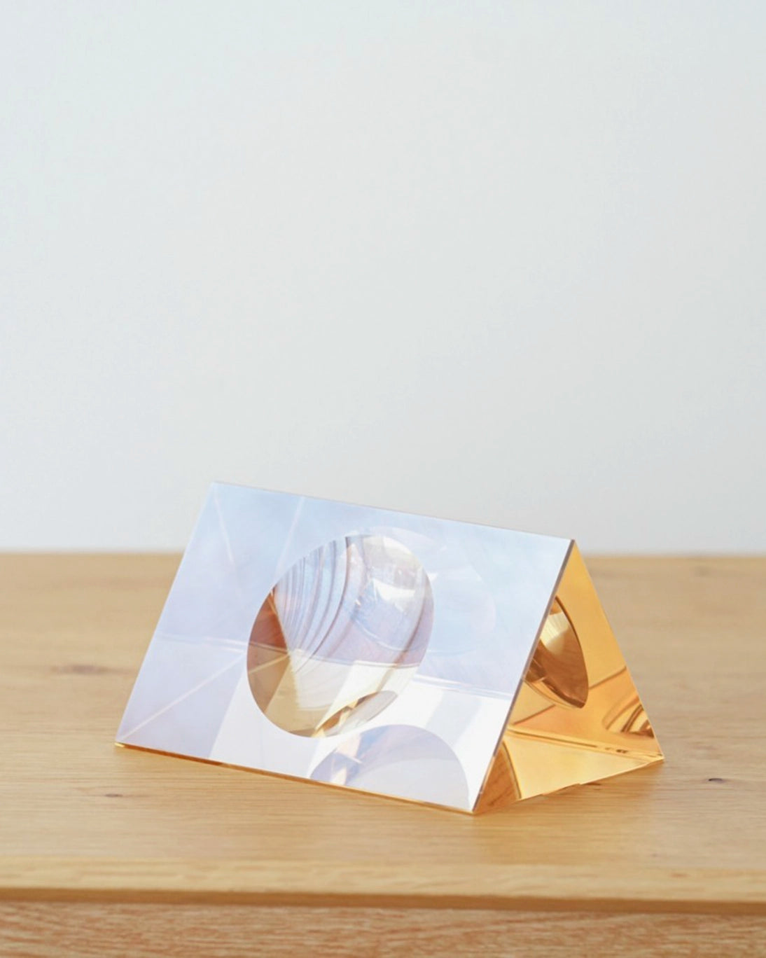GLASS SCULPTURE 8.5X9.3X15.3CM