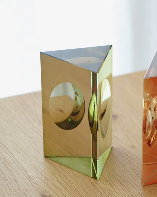 GLASS SCULPTURE 8.5X9.3X15.3 CM