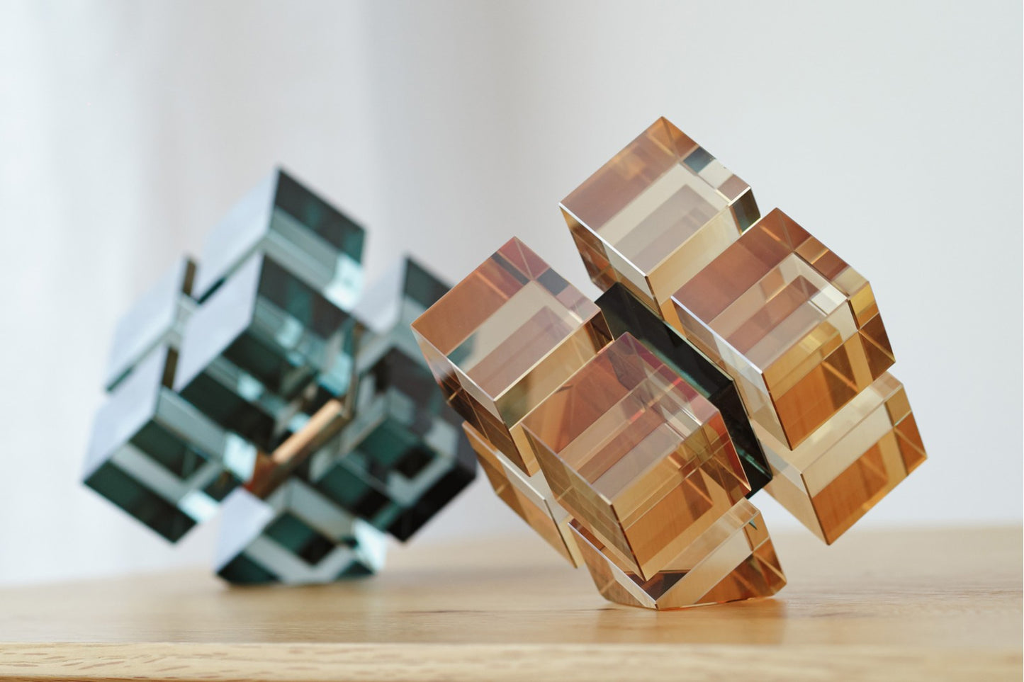 CRYSTAL SCULPTURE 9.59.5X9.5 CM