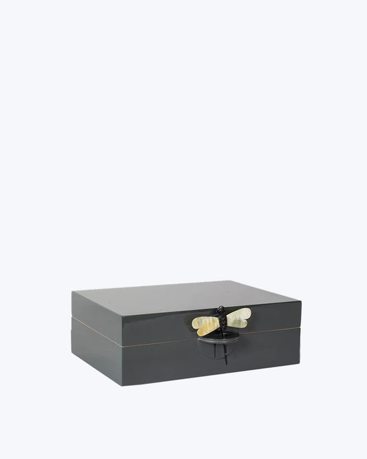 CAJA LIBÉLULA LACADA NEGRA 28X16X8CM
