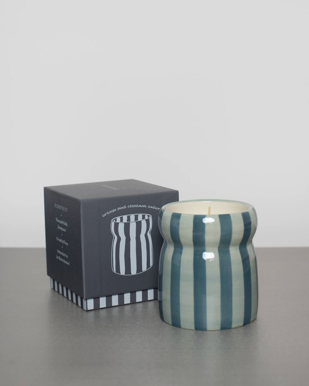 VELA AROMATICA WARM CIDER 7.5X9CM