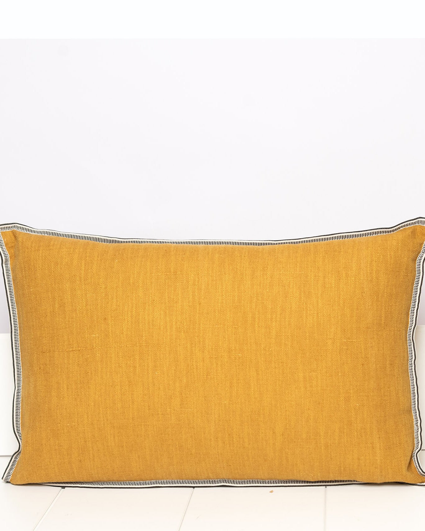 GUETHARY CUSHION 40X60 CM