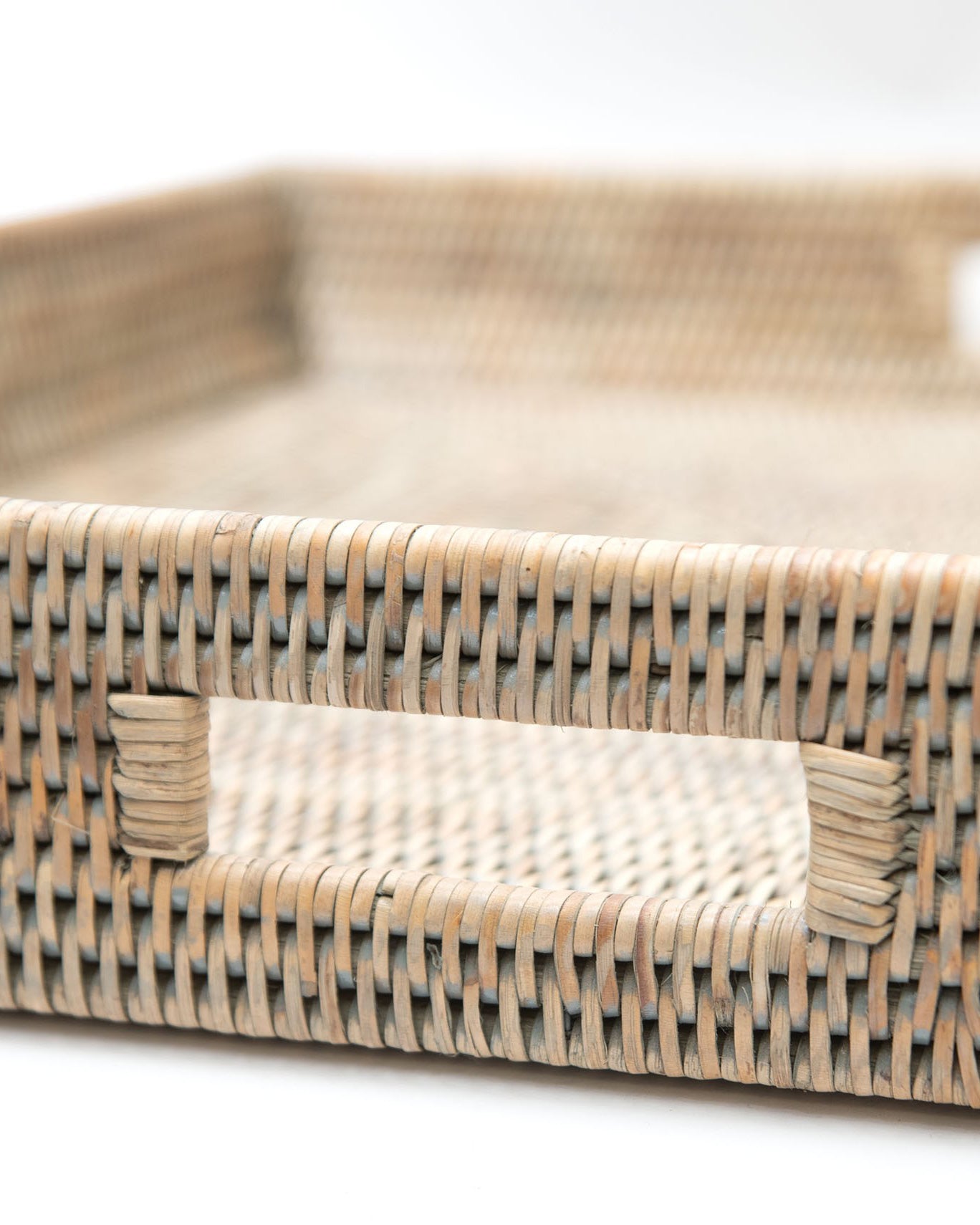 BANDEJA RATTAN 55X55CM