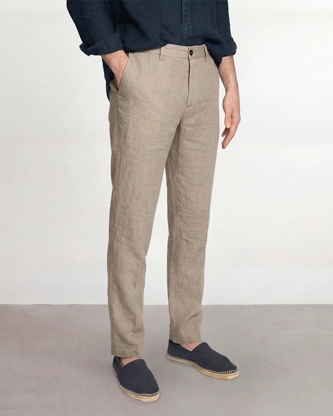 PANTALÓN CHINO DE LINO BEIGE