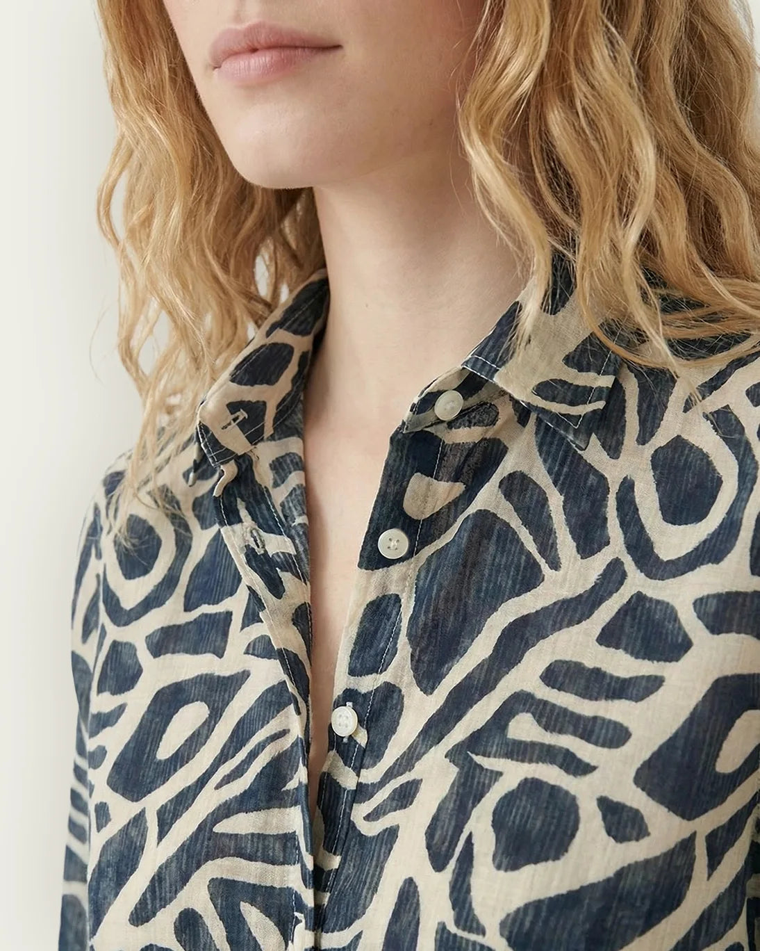 CAMISA CORAZÓN AZUL
