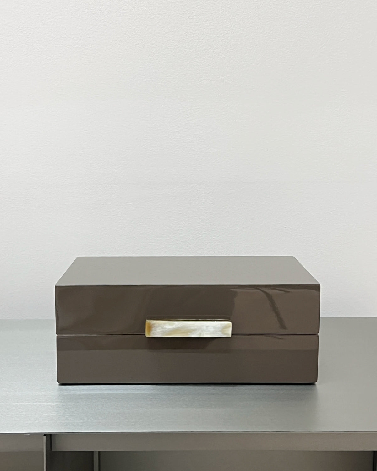 CAJA ESMALTADA CUERNO EARTH