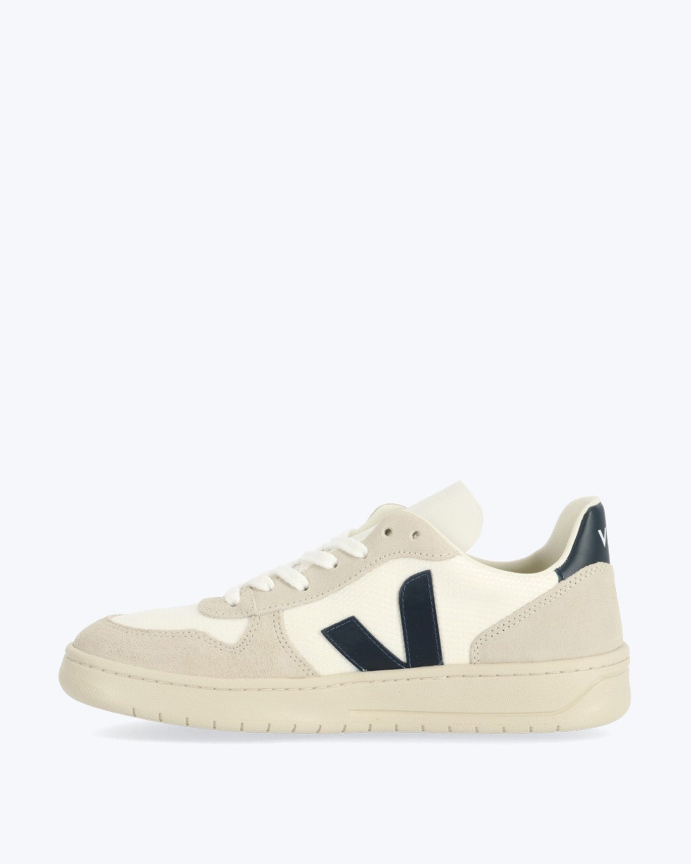 V-10 B-MESH SNEAKER