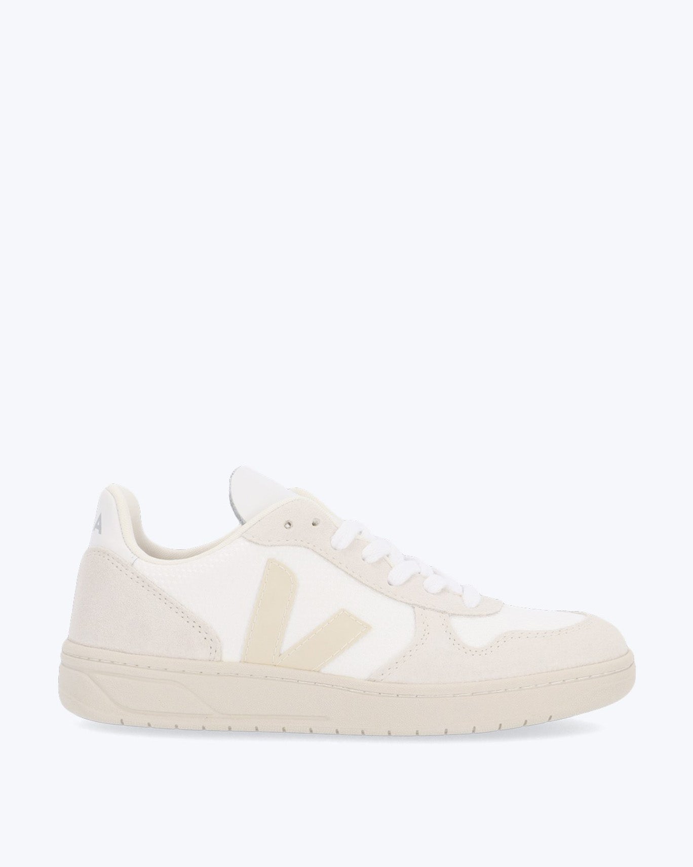 V-10 B-MESH SNEAKER