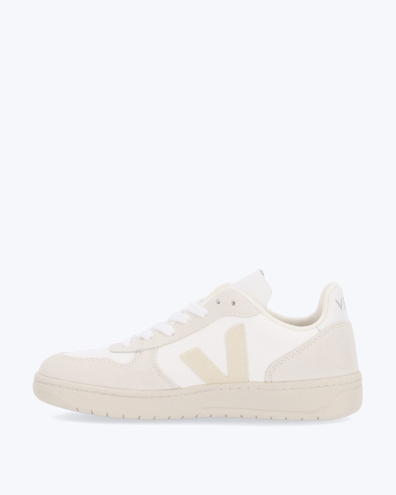 V-10 B-MESH SNEAKER